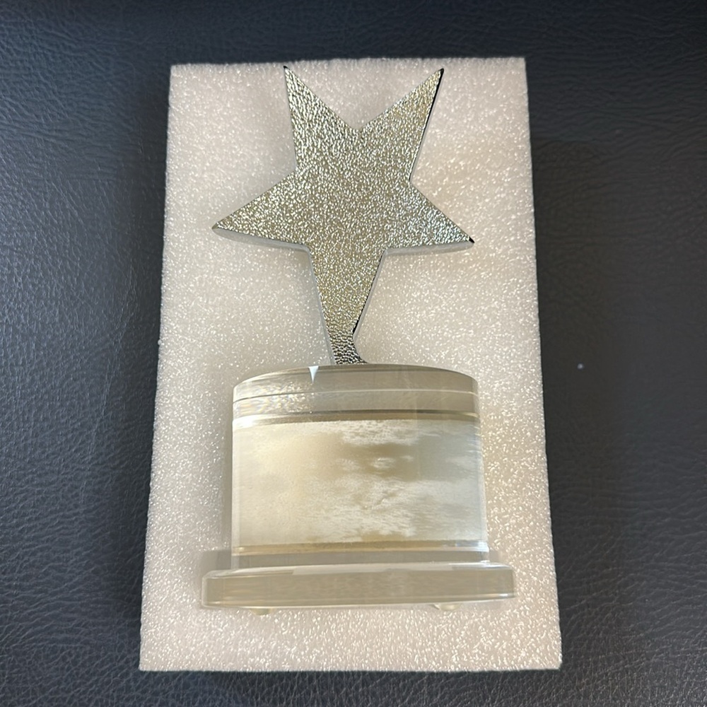 Trophy Silver Reflective Star Decor Accent - Picture 4 of 4